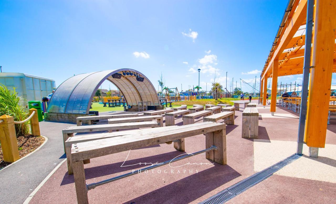 Sea 'N' Stars Platinum Plus Holiday Home With Views, Free Wifi And Netflix Camber 외부 사진
