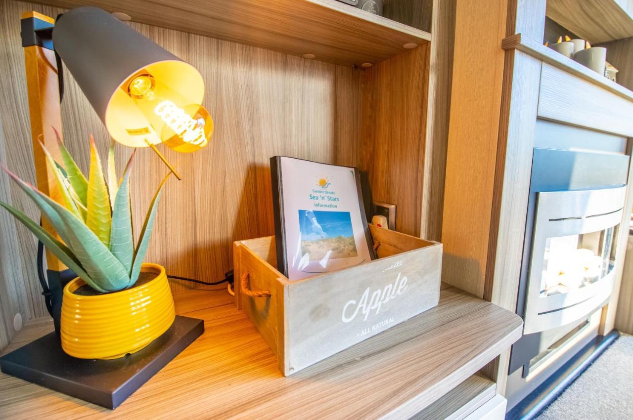 Sea 'N' Stars Platinum Plus Holiday Home With Views, Free Wifi And Netflix Camber 외부 사진