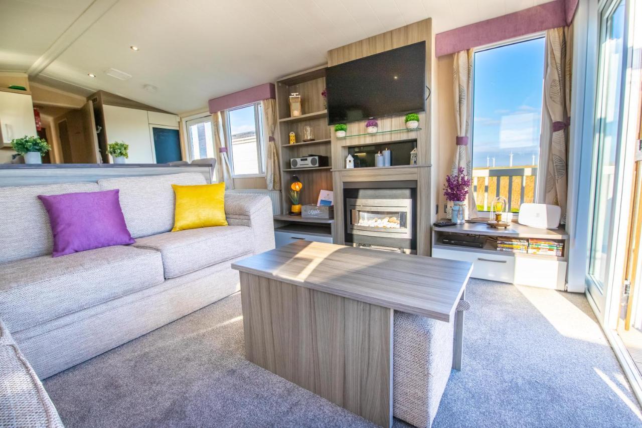 Sea 'N' Stars Platinum Plus Holiday Home With Views, Free Wifi And Netflix Camber 외부 사진
